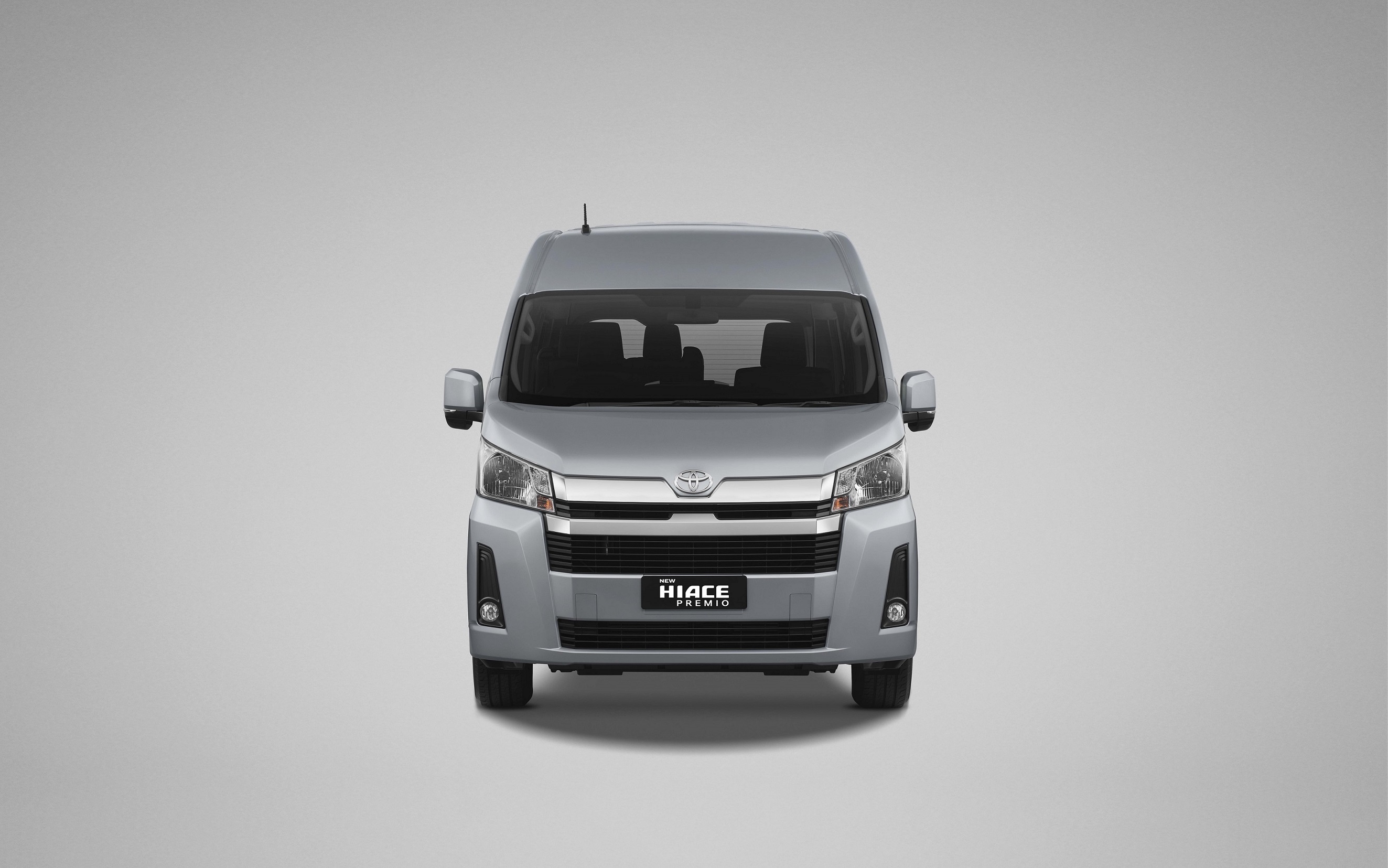 New hiace premio 2